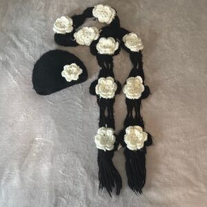 Black and White Floral Knit Scarf and Hat Set